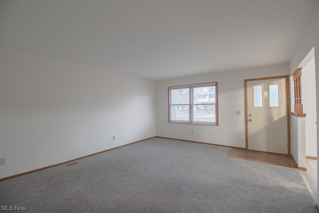 34176 Roberts Road Eastlake, OH 44095 - Photo 10 of 23