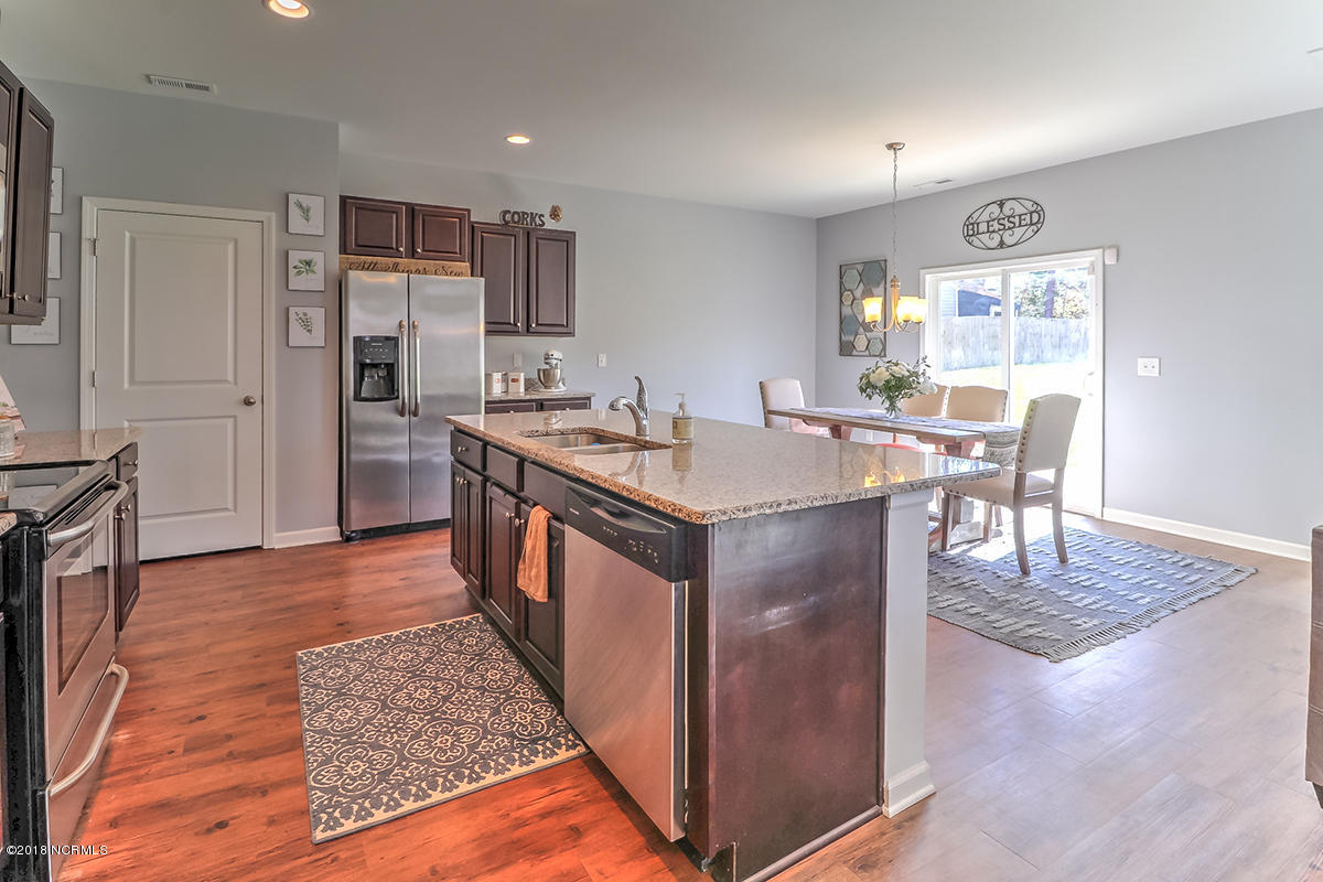 127 Mardella Way Holly Ridge, NC 28445 - Photo 5 of 26 IMG_5103_4_5