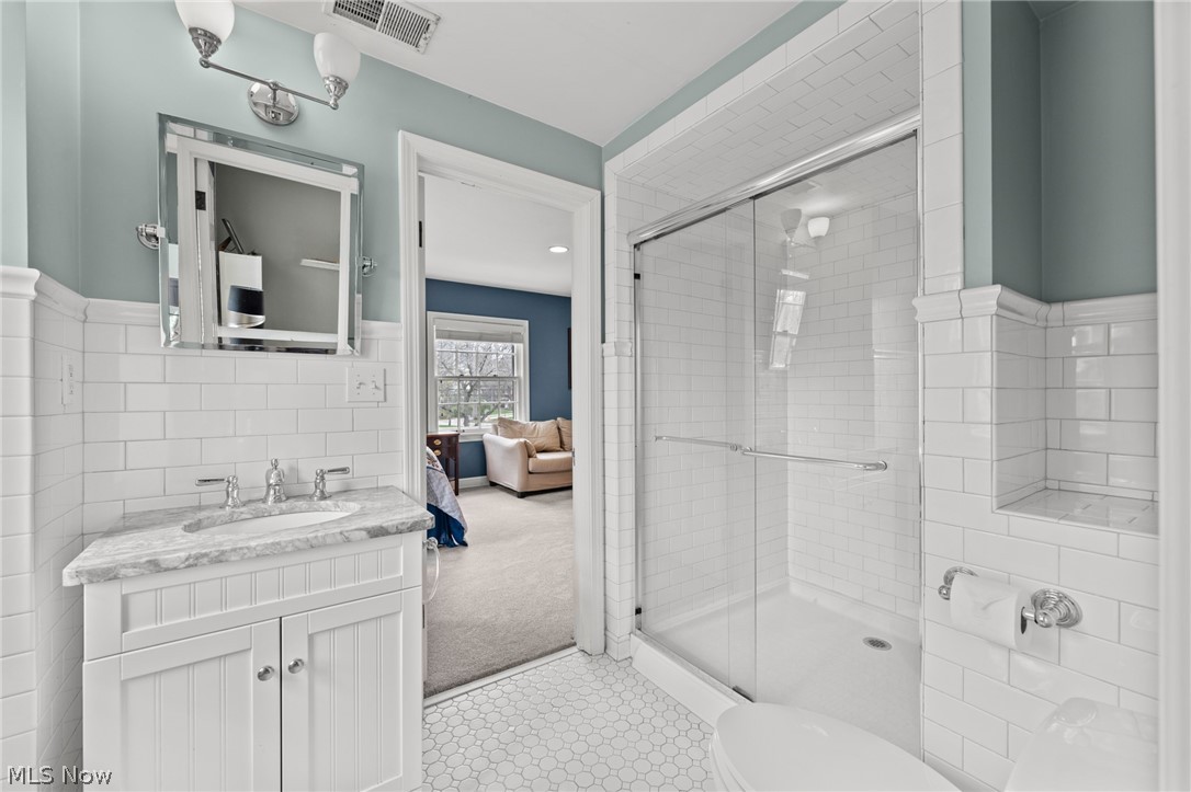 17640 South Woodland Road Cleveland, OH 44120 - Photo 22 of 40