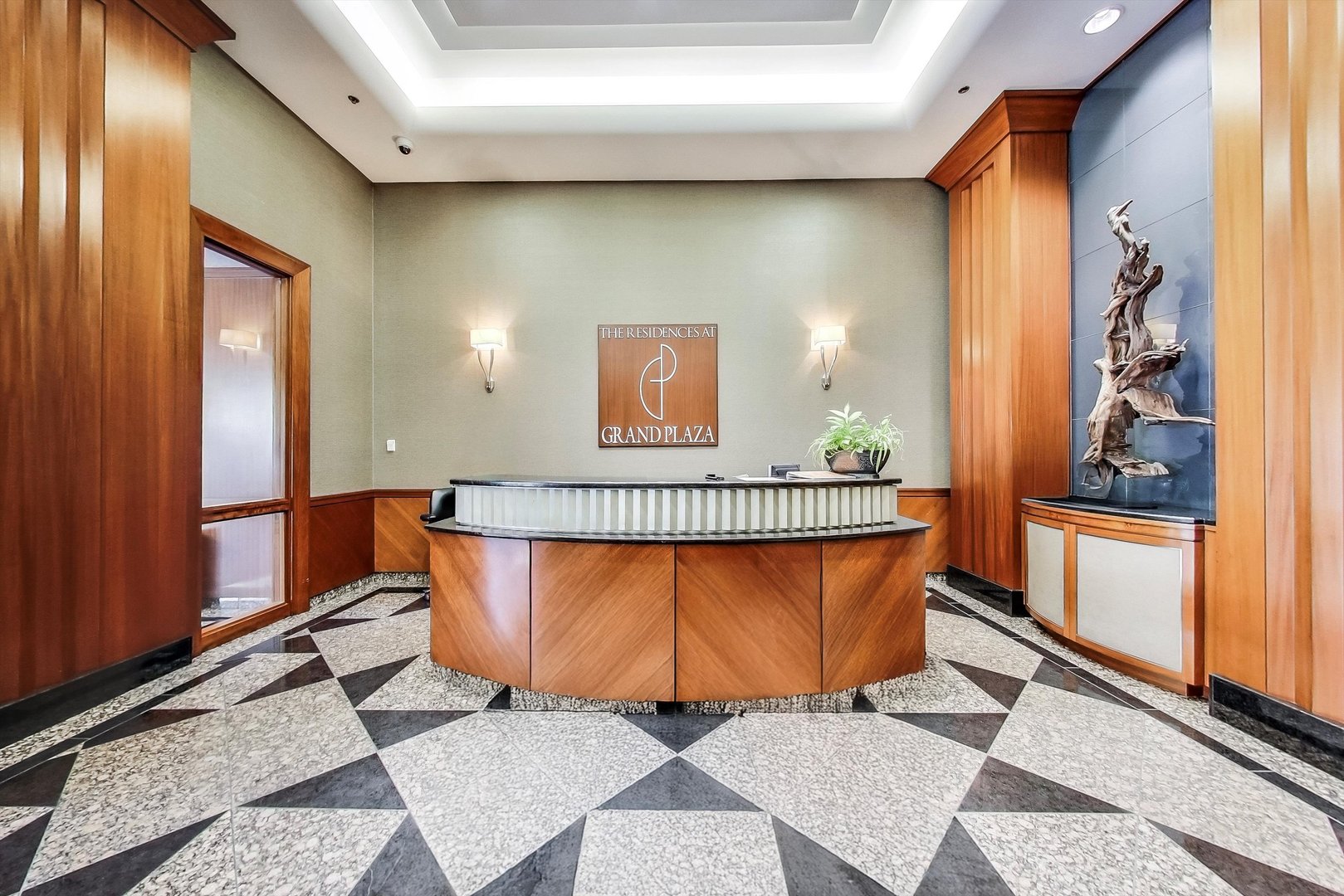 545 North Dearborn Street, Unit 3601 Chicago, IL 60654 - Photo 3 of 56