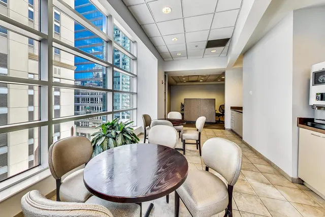 $1,149,000 | 545 North Dearborn Street, Unit 3601, Chicago, IL 60654