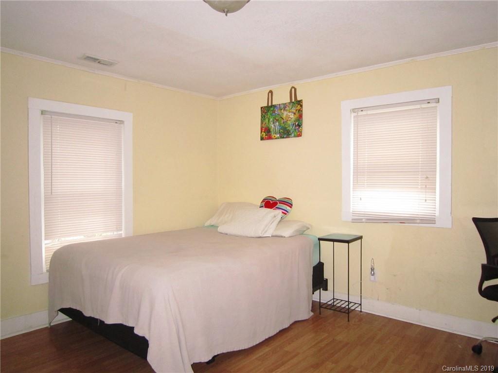 92 Church Road Fairview, NC 28730 - Photo 11 of 25 Gallery Image 11