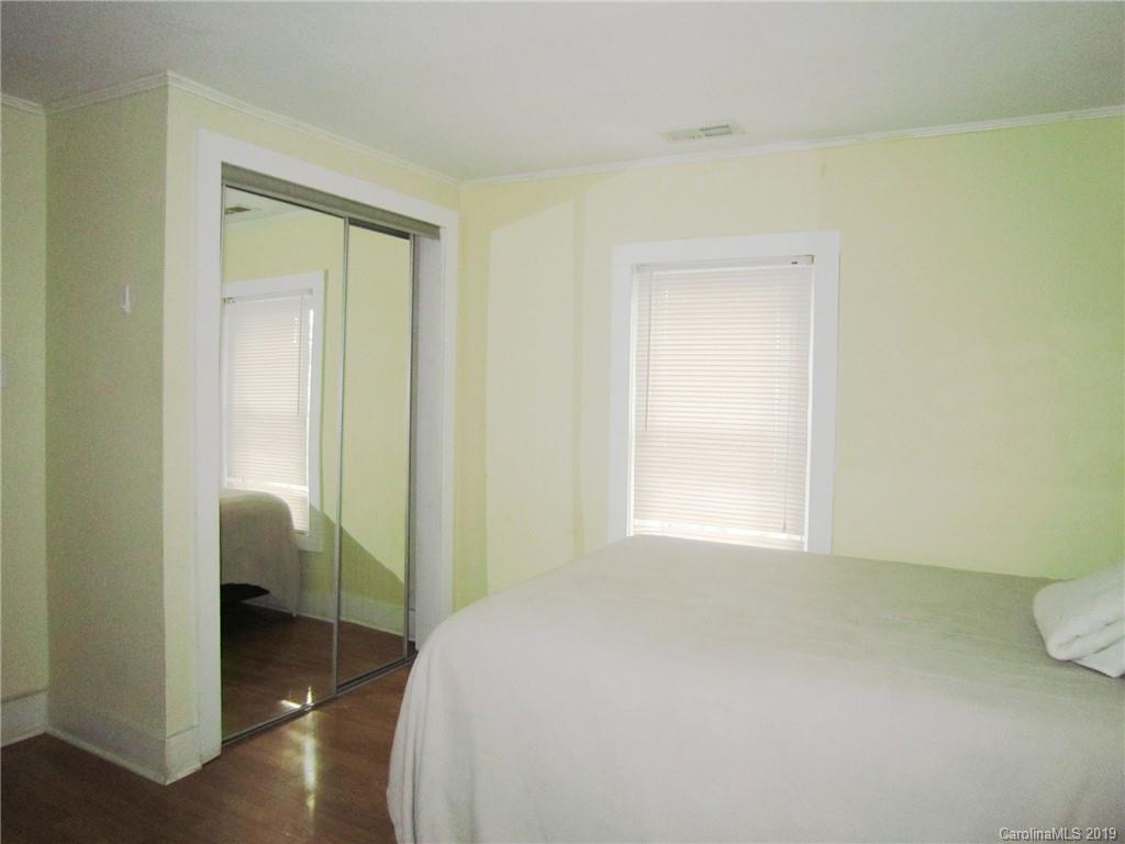 92 Church Road Fairview, NC 28730 - Photo 13 of 25 Gallery Image 13