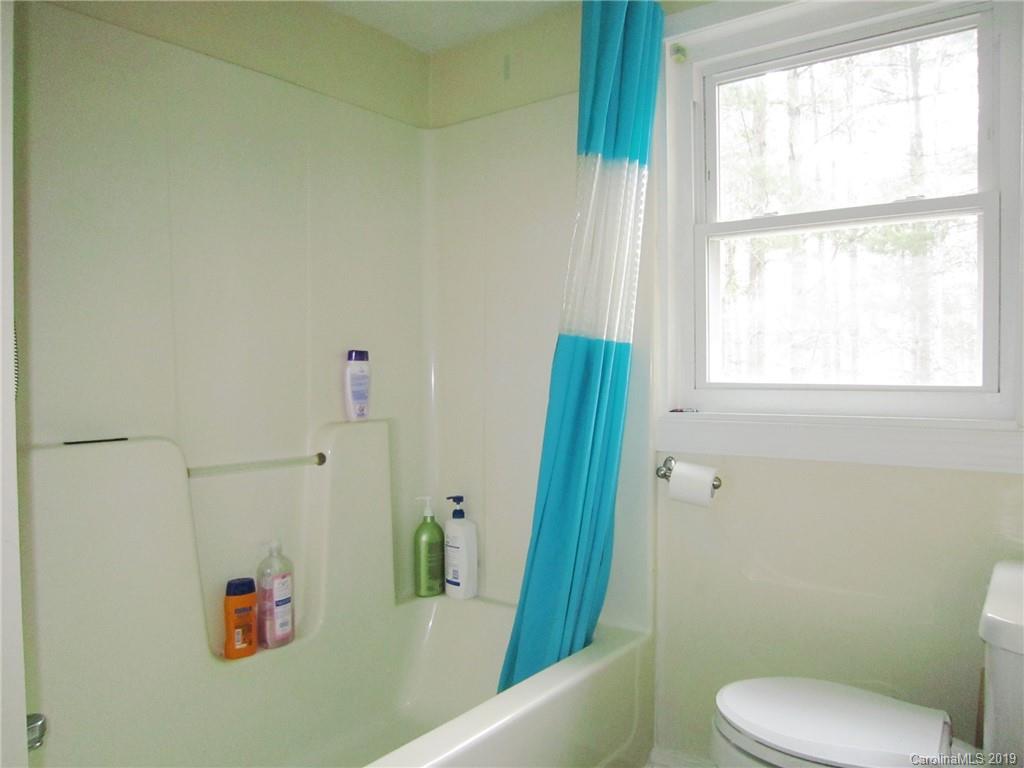 92 Church Road Fairview, NC 28730 - Photo 14 of 25 Gallery Image 14