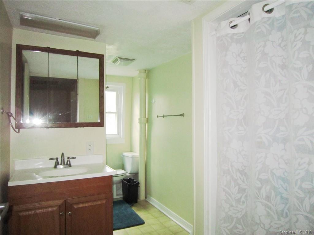 92 Church Road Fairview, NC 28730 - Photo 15 of 25 Gallery Image 15