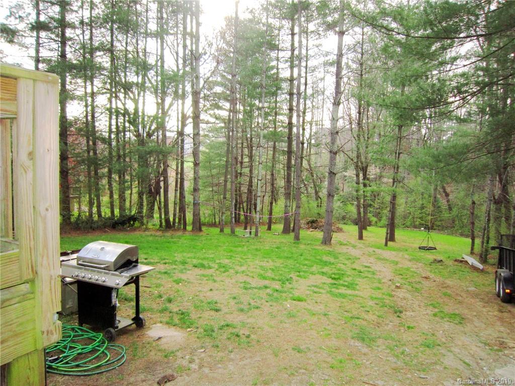 92 Church Road Fairview, NC 28730 - Photo 20 of 25 Gallery Image 20