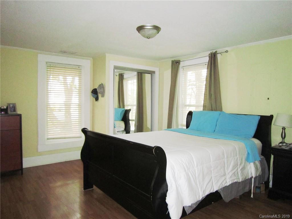 92 Church Road Fairview, NC 28730 - Photo 9 of 25 Gallery Image 9