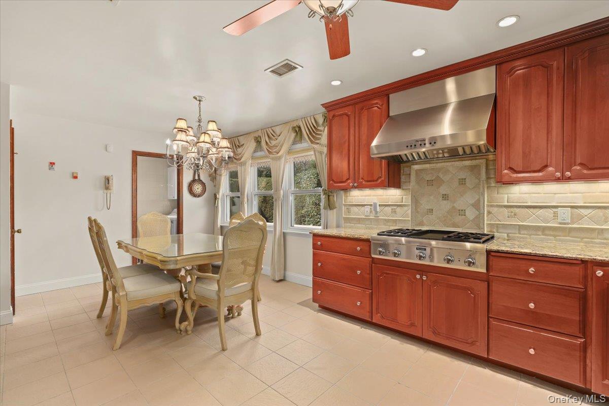 7 Greystone Circle Bronxville, NY 10708 - Photo 14 of 30
