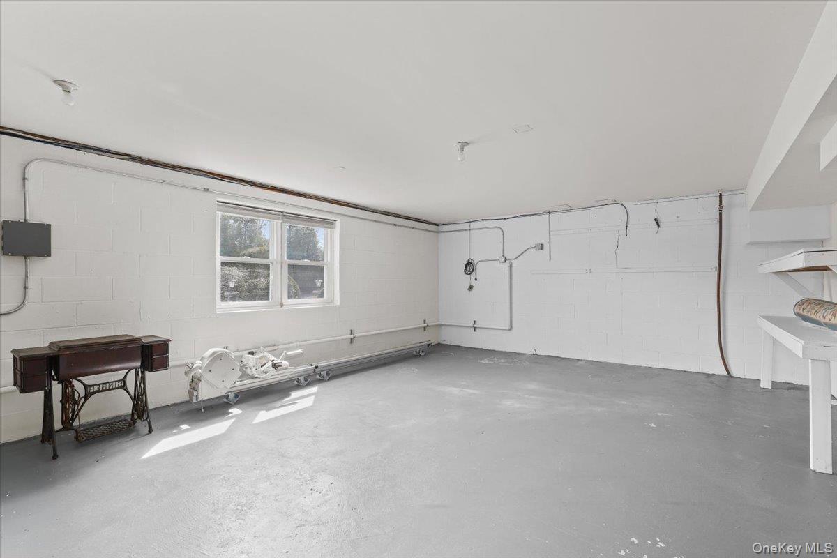 7 Greystone Circle Bronxville, NY 10708 - Photo 24 of 30 Lower level fitness room or storage.