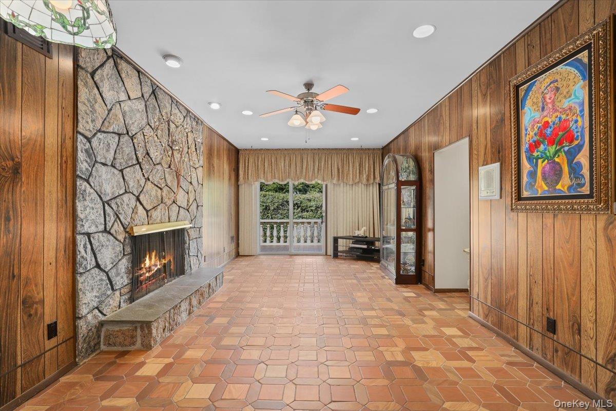 7 Greystone Circle Bronxville, NY 10708 - Photo 4 of 30 Family room with direct access to rear deck.