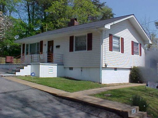 305 East Farragut Road Oak Ridge, TN 37830 - Photo 1 of 1 Primary Photo