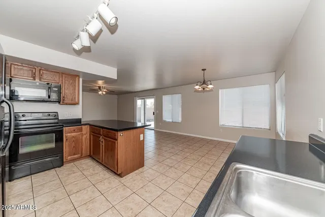 $1,999 | 1506 South 122nd Lane, Avondale, AZ 85323