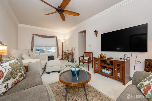 $429,000 | 11 Brambling Lane, Voorhees, NJ 08043