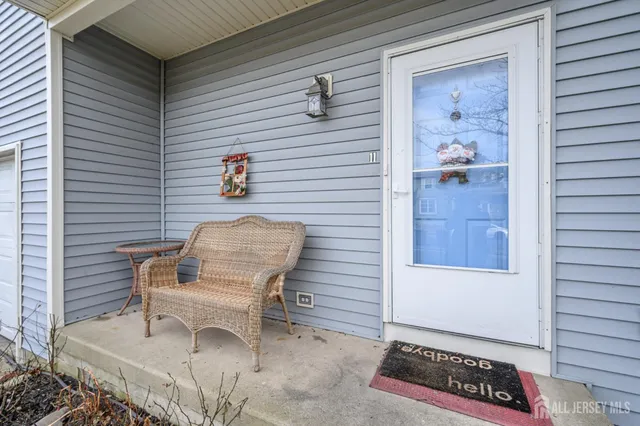 $429,000 | 11 Brambling Lane, Voorhees, NJ 08043