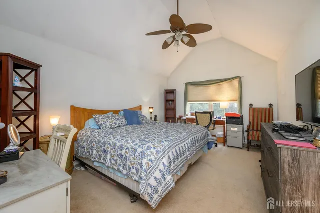 $429,000 | 11 Brambling Lane, Voorhees, NJ 08043