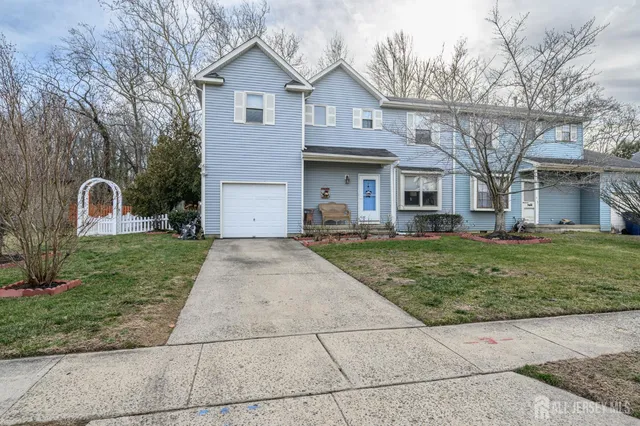 $429,000 | 11 Brambling Lane, Voorhees, NJ 08043