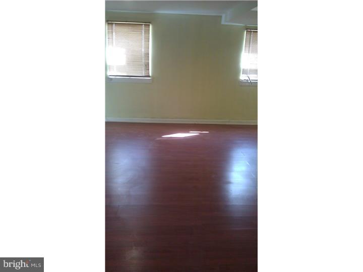 9435 Kirkwood Road Philadelphia, PA 19114 - Photo 5 of 5 View