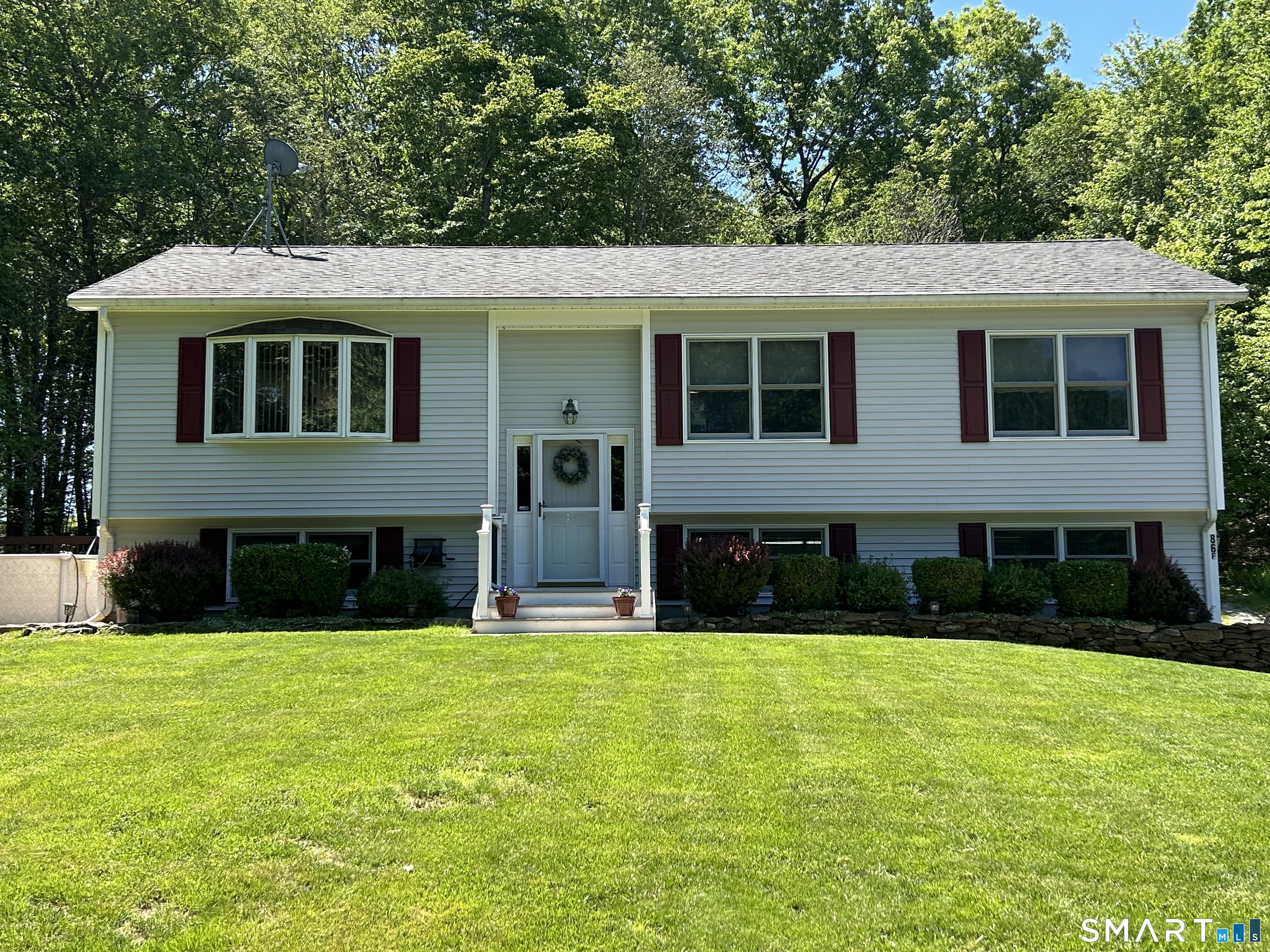 86 F Whippoorwill Hollow Road Franklin, CT 06254 - Photo 3 of 11