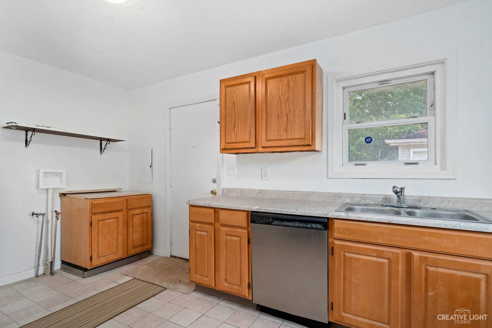 210 Luana Road Joliet, IL 60433 - Photo 4 of 14