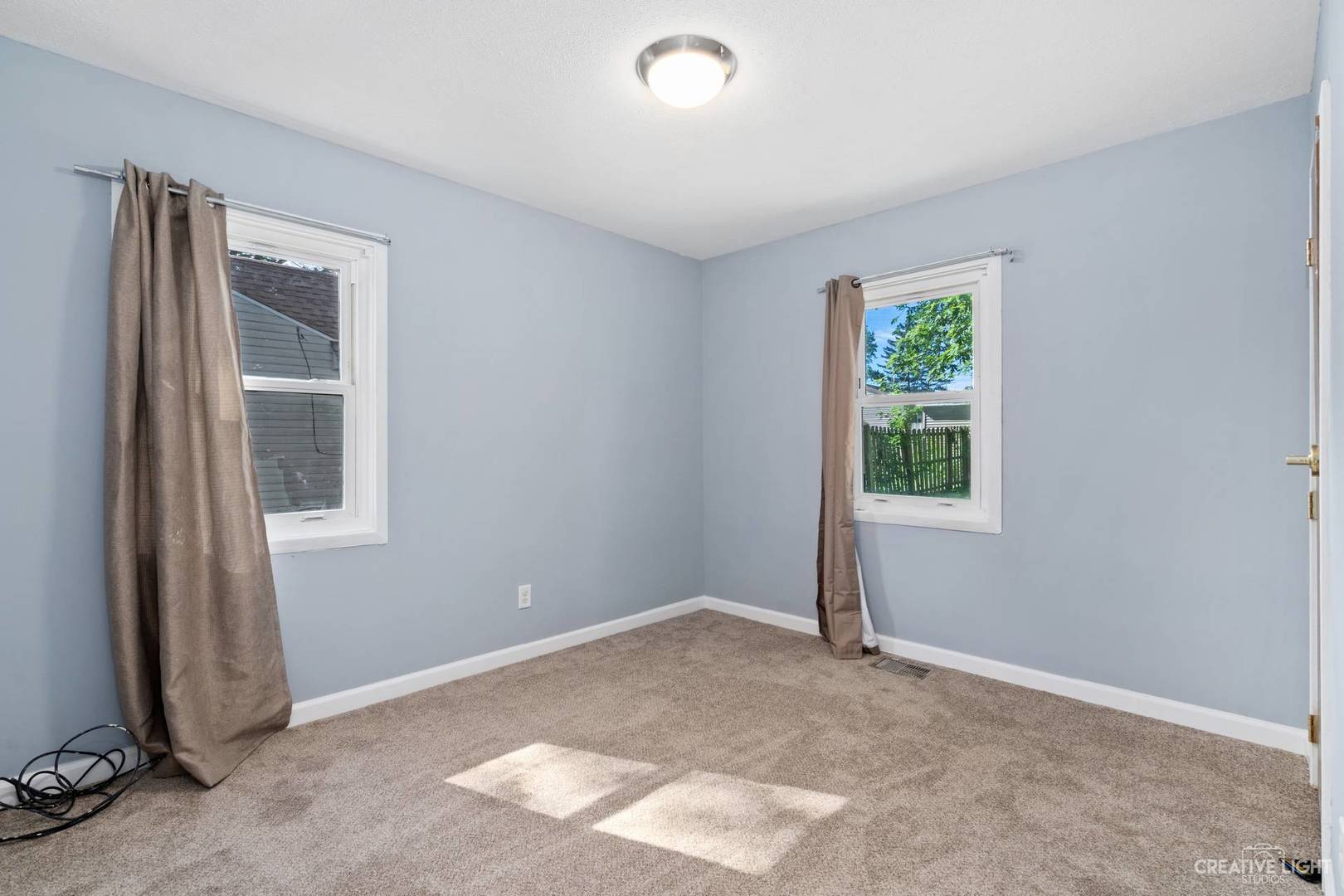 210 Luana Road Joliet, IL 60433 - Photo 8 of 14