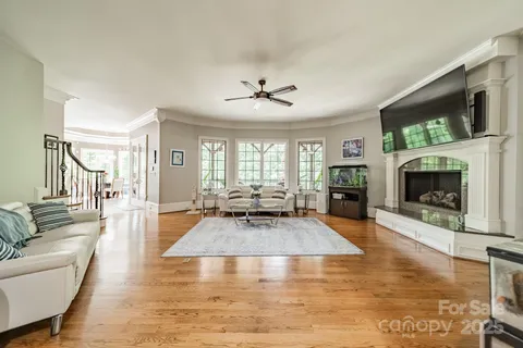 a view of entryway and hall