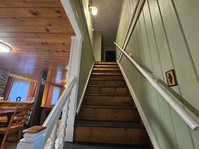 $174,900 | 42 Roxbury Road, Mexico, ME 04257