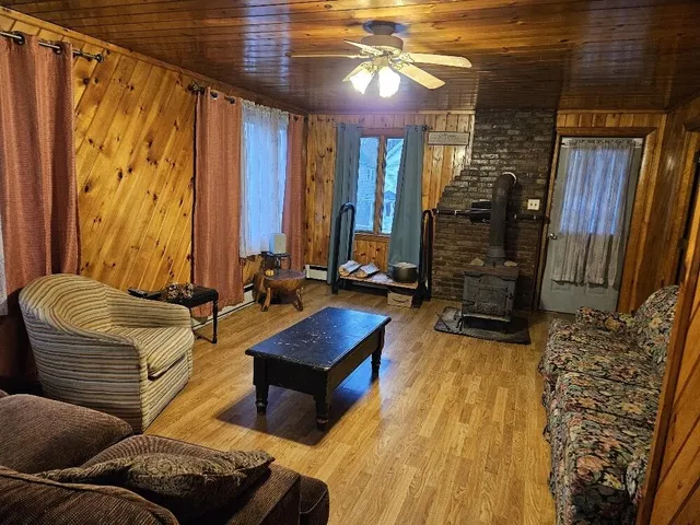 $174,900 | 42 Roxbury Road, Mexico, ME 04257