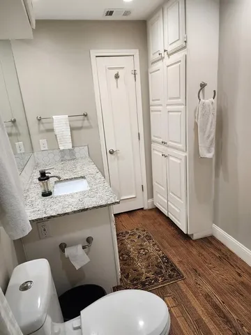 $2,500 | 17042 Knots Landing, Addison, TX 75001