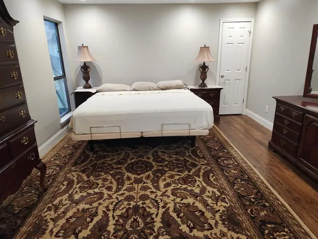$2,500 | 17042 Knots Landing, Addison, TX 75001