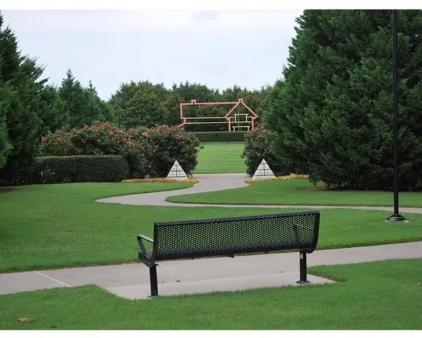 $2,500 | 17042 Knots Landing, Addison, TX 75001