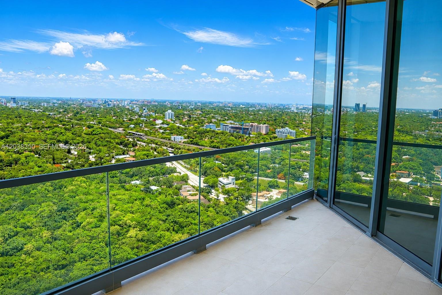 175 Southeast 25th Road, Unit 3103 Miami, FL 33129 - Photo 32 of 39