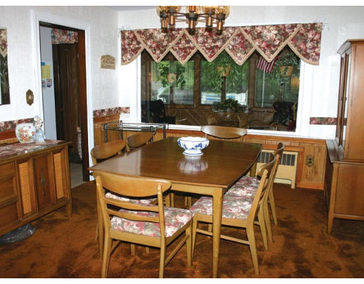 35 Deerfield Road Norwood, MA 02062 - Photo 3 of 5 Gallery Image 3