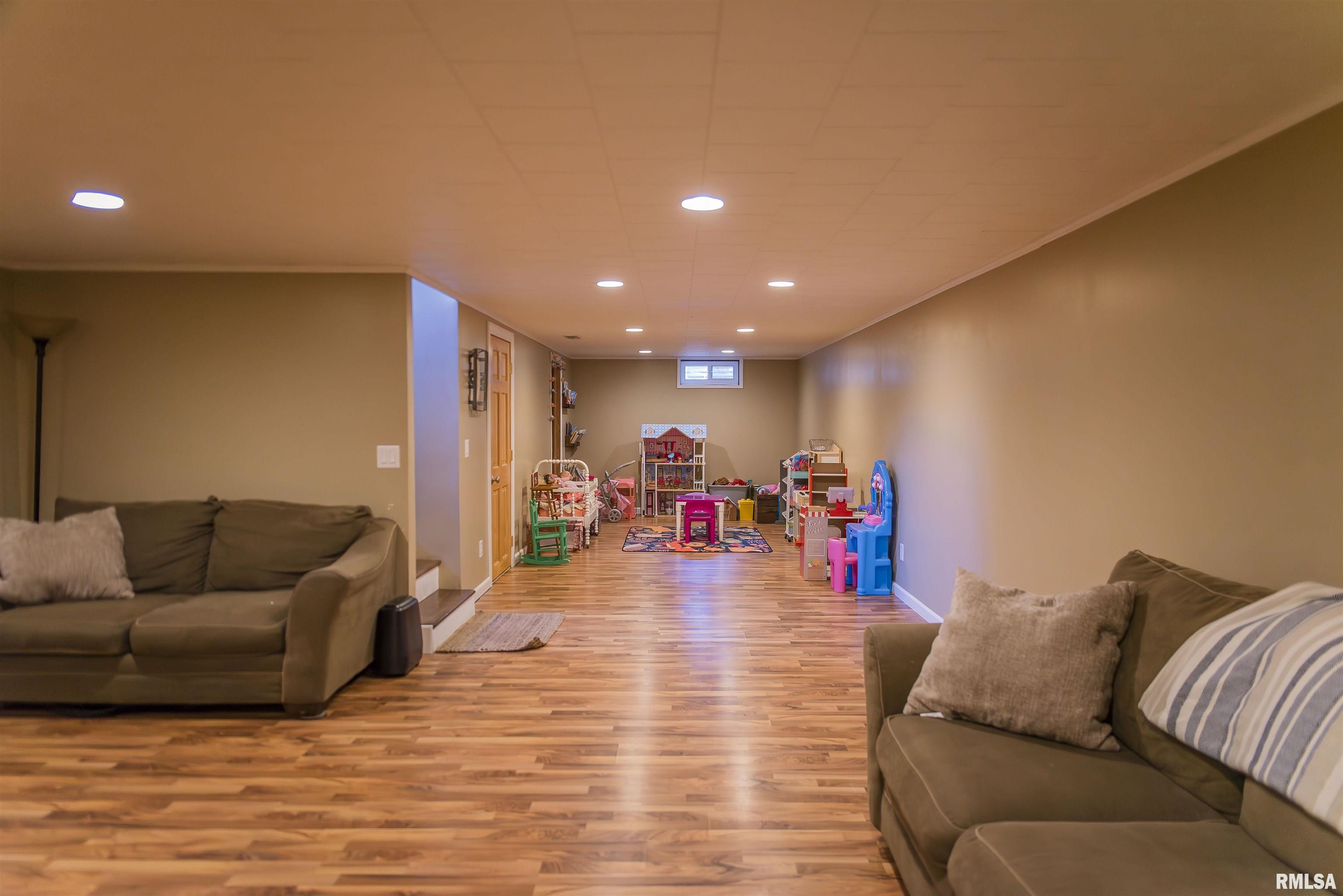 702 North Range Line Street Lima, IL 62376 - Photo 11 of 12 Gallery Image 11