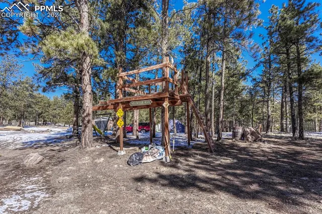 a view of outdoor space with sitting area
