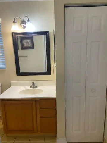 $1,050 | 13617 Sunset Boulevard, West Palm Beach, FL 33411