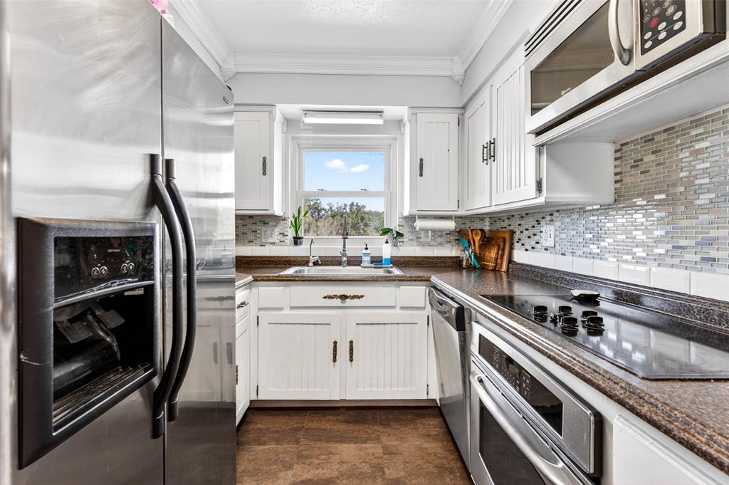 16330 Hanna Road Lutz, FL 33549 - Photo 16 of 63