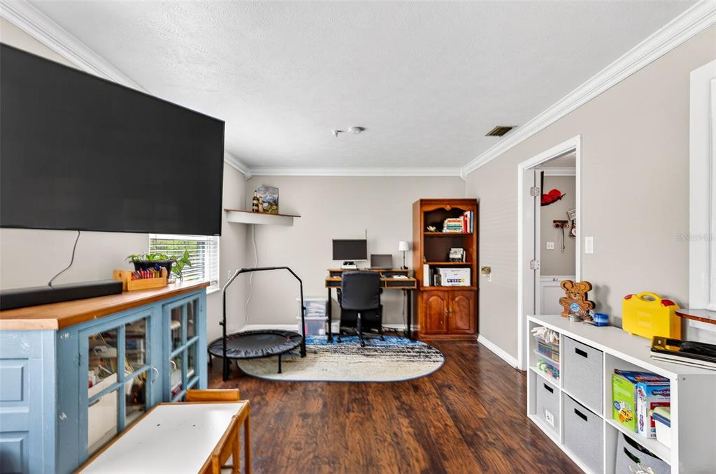 16330 Hanna Road Lutz, FL 33549 - Photo 28 of 63