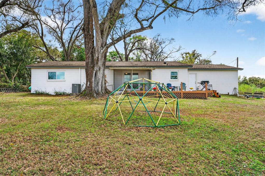16330 Hanna Road Lutz, FL 33549 - Photo 46 of 63