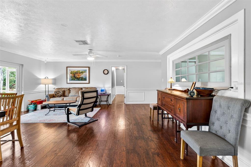 16330 Hanna Road Lutz, FL 33549 - Photo 6 of 63