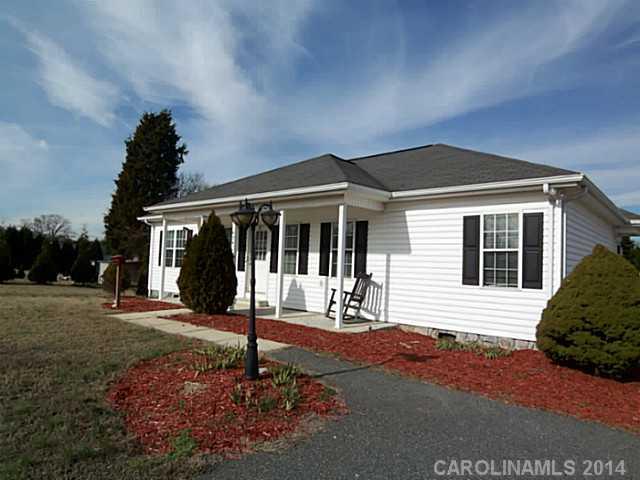 424 Mock Mill Road Statesville, NC 28677 - Photo 2 of 16 Gallery Image 2