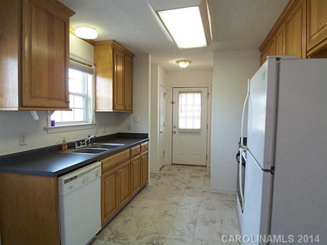 424 Mock Mill Road Statesville, NC 28677 - Photo 8 of 16 Gallery Image 8