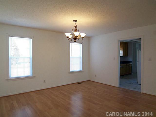 424 Mock Mill Road Statesville, NC 28677 - Photo 9 of 16 Gallery Image 9