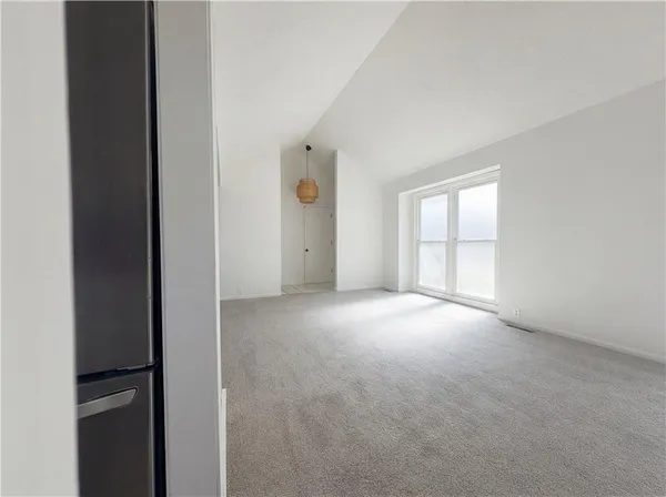 $384,000 | 12514 West 101st Street, Lenexa, KS 66215