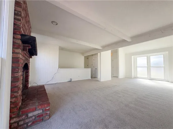 $384,000 | 12514 West 101st Street, Lenexa, KS 66215