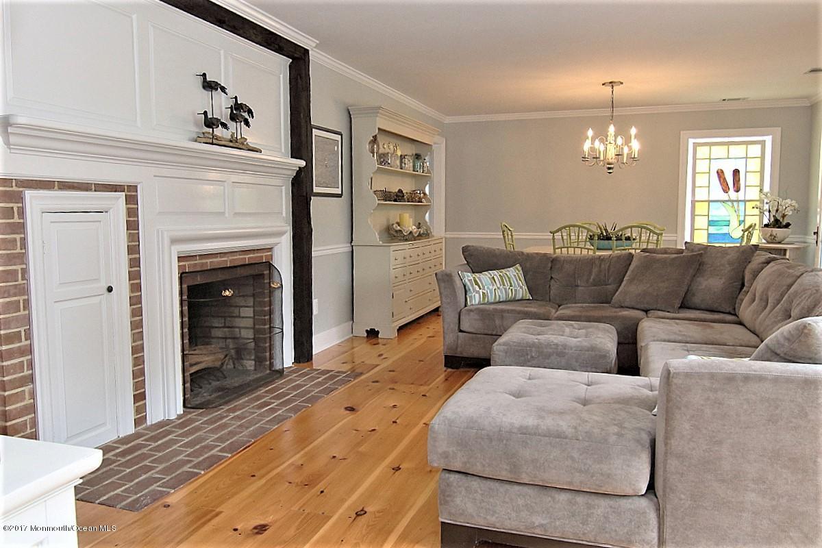 80 Horseneck Point Road Oceanport, NJ 07757 - Photo 16 of 49 Family Room