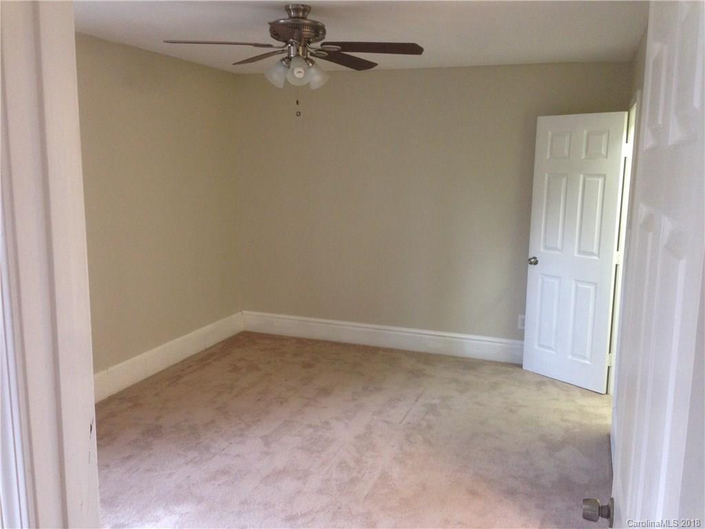 19 Monte Vista Road Asheville, NC 28715 - Photo 9 of 18 Gallery Image 9