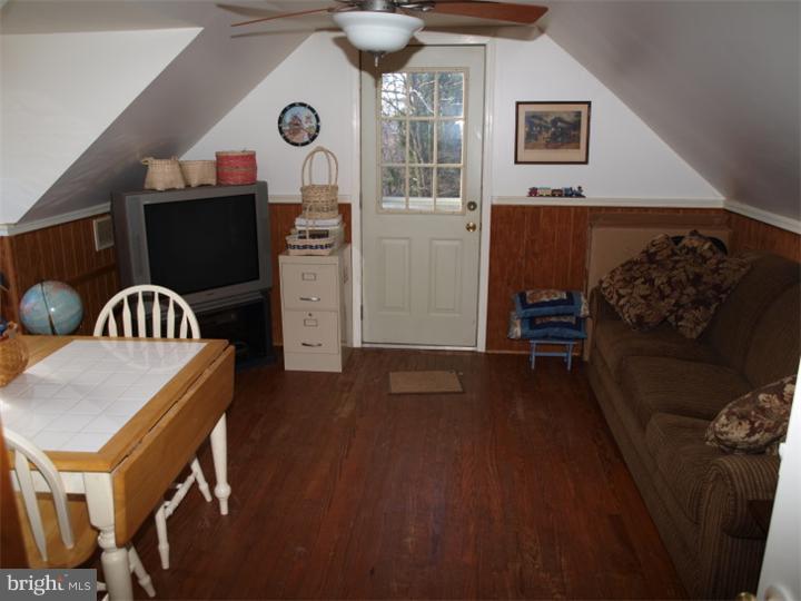 2351 Morgantown Road Reading, PA 19607 - Photo 6 of 15 Bedroom 3