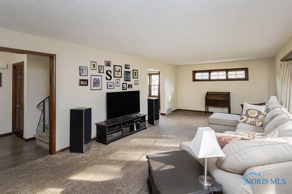 335 South River Road Waterville, OH 43566 - Photo 15 of 41 Photo 15