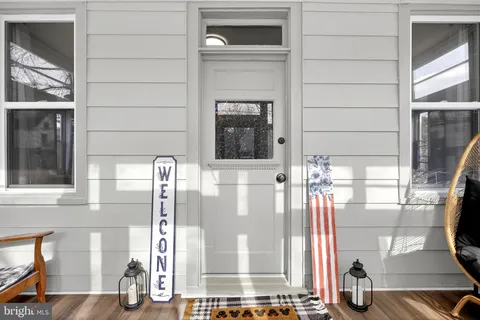 a view of a entryway of the house