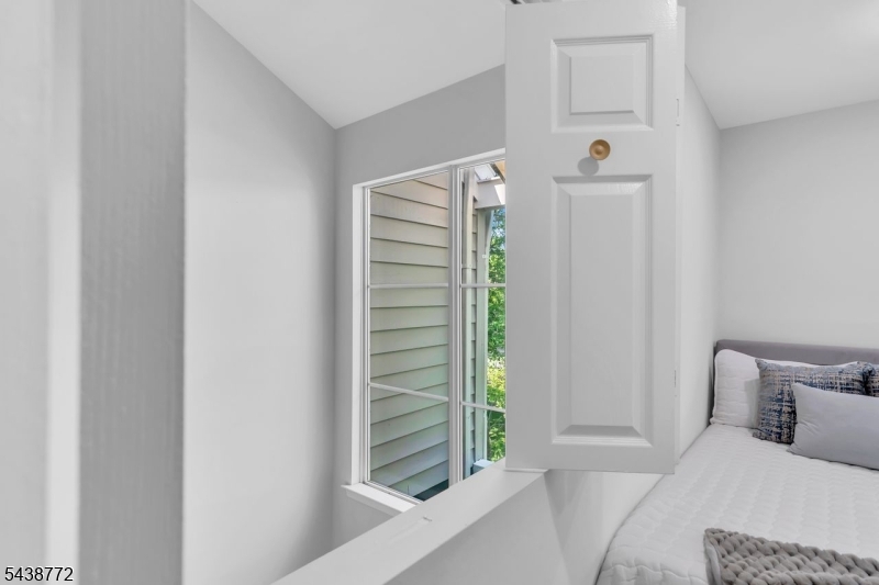 213 Longview Road Bridgewater, NJ 08807 - Photo 36 of 47